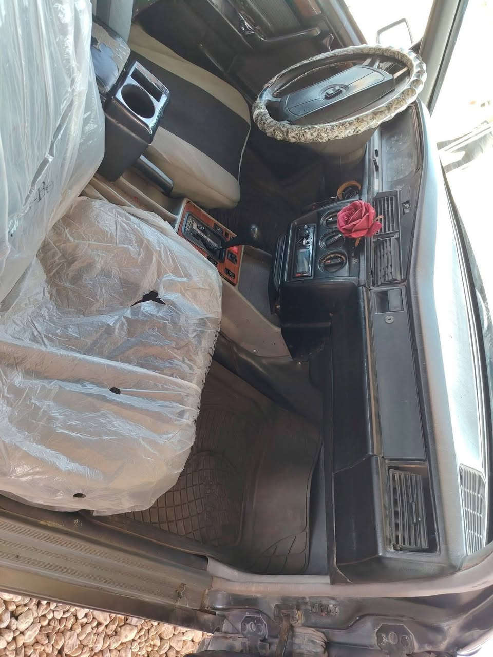 من رخصة الادمن المحترم مارسدس موديل 92 حجم 190 رقم كربلاء انكليزي هزه وسنويه 2030 السعر 38 كير ومحرك حداديه تخم تاير كله جديد فتحه السيارة فول ما بيها نقص برغي مكاني بابل محاويل مفرگ السده رقم الهاتف ***********
