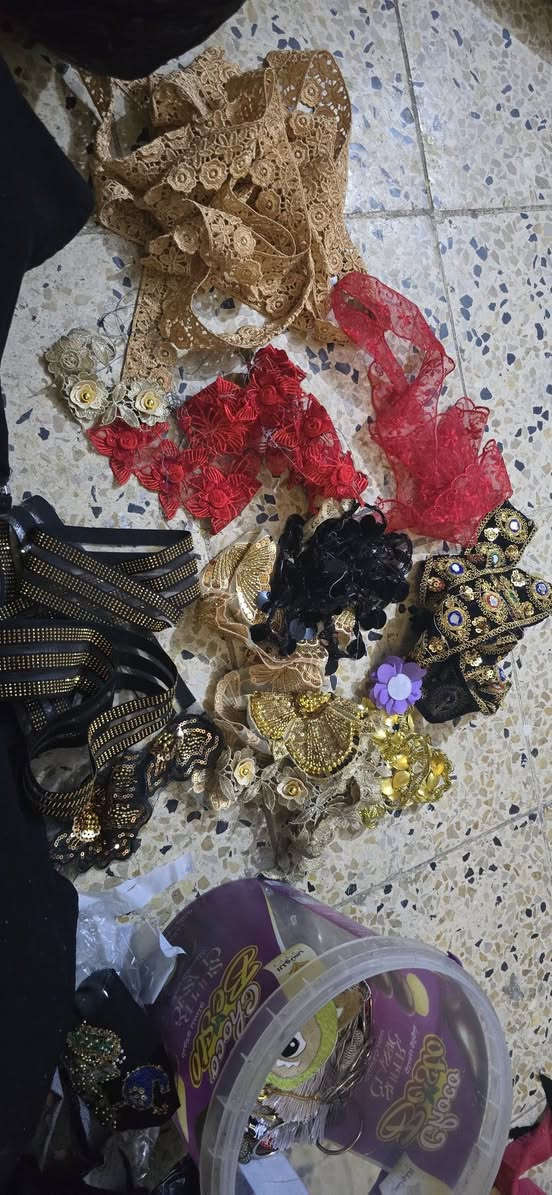 سلام عليكم دانتيلات وملكانه كلهن ب٢٠٠ دانتيلات هواي  مكاني بغداد


**إذا كنت صاحب هذا الإعلان وتريد حذفه لأي سبب، رجاءا أرسل رسالة إلى الدعم الفني**