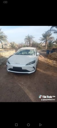 سياره بي واي دي للبيع سياره زيرو ما ماشي سعر 120 وابي مجال تحياتي للجم...