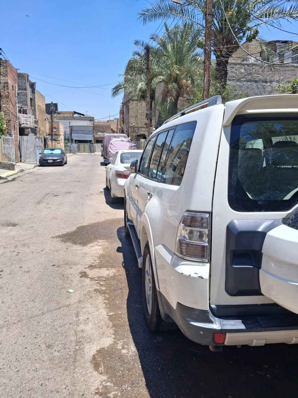 السلام عليكم باجيرو حبتور موديل ٢٠٠٨ خليجيه ومال بيت مكينه كير صدر امامي خلفي طغم تاير لطاريه كله جديد تبريد فول كشنات الاماميه كهرباء ...سبعه راكب.. رقم حلو اشبه بالمميز.. بيه بعض الملاحظات سعرها ١٣٥ وبيها مجال حك الجيه ***********
