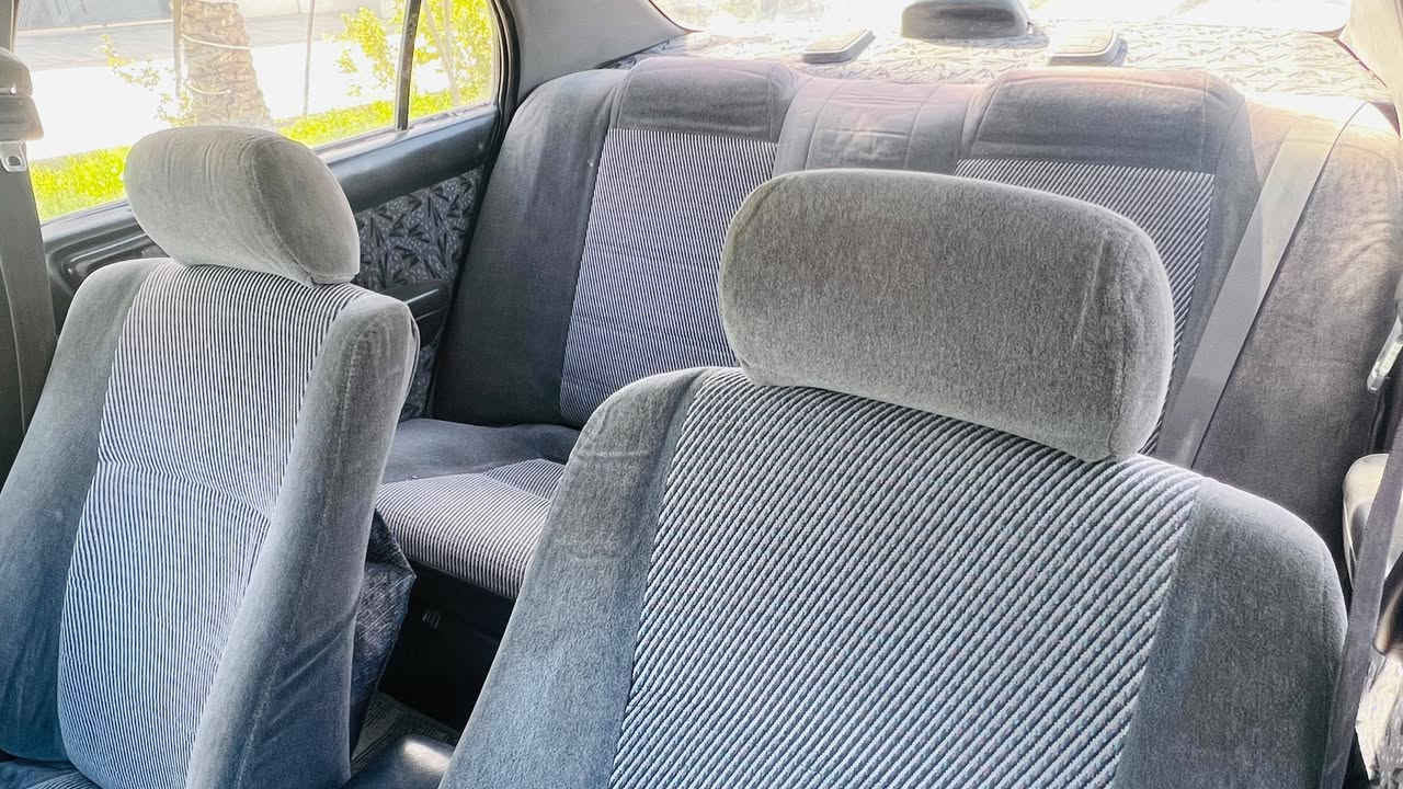 سلام عليكم
كورنا موديل 1992 
رقم انكليزي ب اسمي مداور ثاني يوم
مكفوله من عيب الشرعي ونقل جثه 
تخم تاير جديد حداديه جديده دواخل جديده

تبريد معوز كمبريسر 
مكان السياره نجف حي العسكري 
***********
