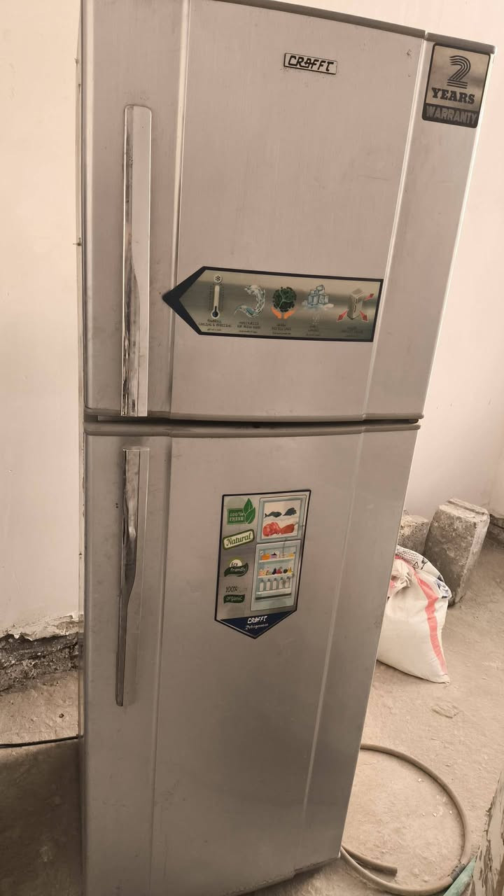 سلام عليكم ثلاجة نضيفة حجم كبير ما اعرف شنو عطلها للبيع السعر 200 مكان التاجيات


**إذا كنت صاحب هذا الإعلان وتريد حذفه لأي سبب، رجاءا أرسل رسالة إلى الدعم الفني**