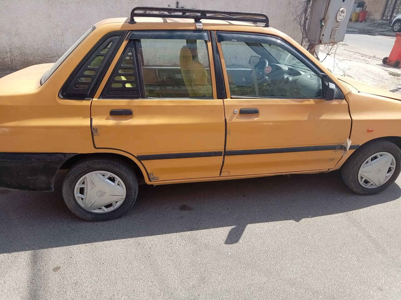 سلام عليكم عيني سايبا ل بيع مديل 11 مكينه ع سحك جديده تبريد منضومه كامله السعر 24 ..مكان بغداد @***********

