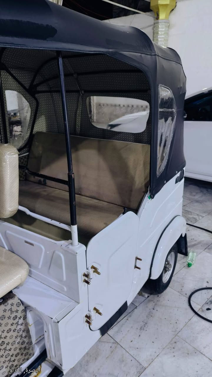 السلام عليكم تكتك للبيع موديل 22 رقم ميسان انكليزي سنويه بأسمي يعني تحول بأي مكان تحويلك يصير بالبصرة تكتك نضيفه كلش مكينه ناعمه وحلوه مداريه كلش تجي وتشوف رايده ب8250 وبيه مجال تعال ودلل واتساب ***********
