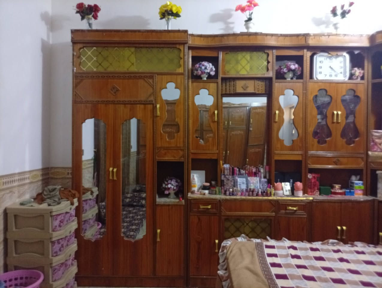 غرفه البيع ماصار شهرر مستخدمهه سعرر مليون 150استفسار اكثرر ***********
