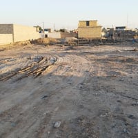 قطعه للبيع بحي فلاح وره الحسنيه الزبون مساحه 200 متر ركن 07846234227