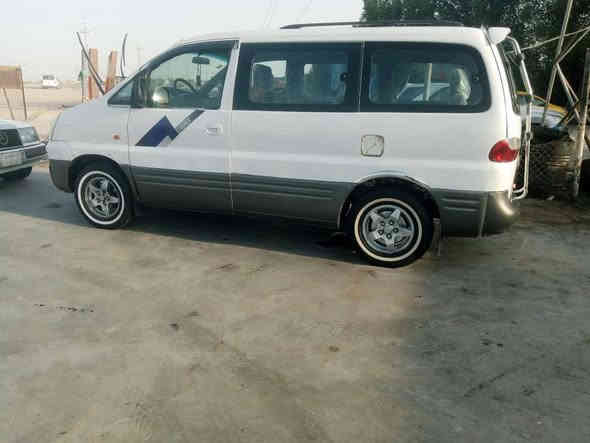 سلام عليكم موجوده ستاركس  موديل 2000 محدثه 2007 سياره جاهزه مصبوغه عام حداديه خير من الله تبريد ثلج مكينه جديده مفتوح رقم بغداد خصوصي بسمي 8راكب مداور ثاني يوم تخم تاير جديد سياره حلوه  ***********
***********
