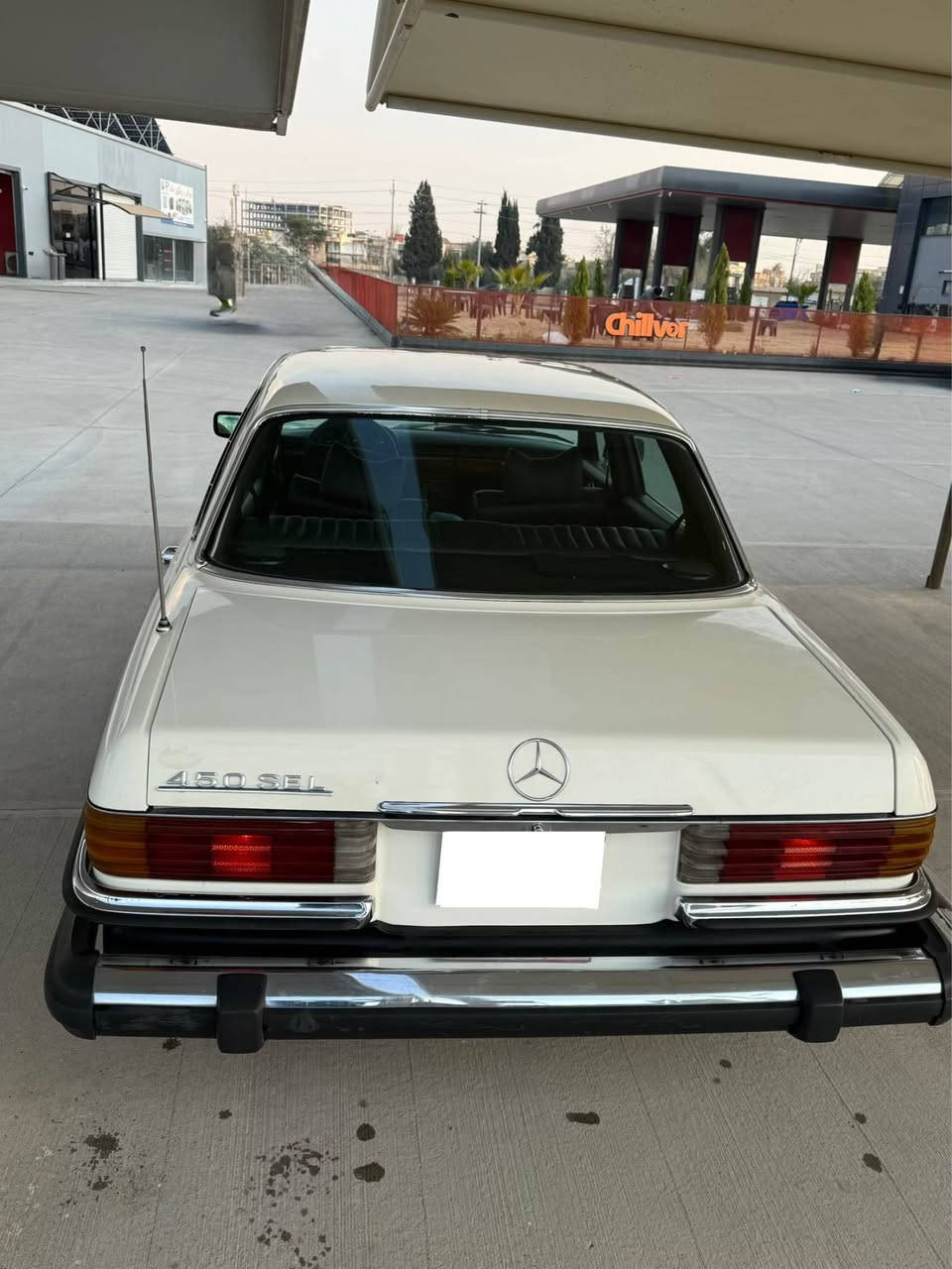 مارسیدس کلاسیک  ١٩٧٦ هەموو شتی بیلادی رەنگی گۆردراوە لە کەسک بۆ سپی لە اوروپا ٨ پستۆن بیلاد گێر تۆماتیک  سەیارەکە رەقەم کاتیە  خەرامەی رەقەم نەکردنی لەسەرە من بی رەقەم دەفرۆشم بە شەرتی هەموو شتێک نرخی ٥٥$ گۆرینەوە بە سەیارەی کلاسیک دەکەم
*********** أربيل, العراق
