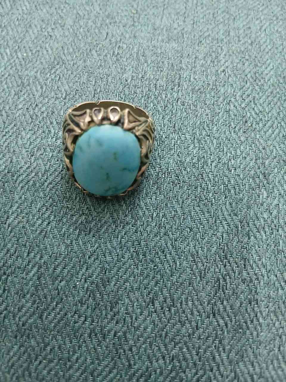 السلام عليكم محابس عدد ٤ بيهن فضه إيراني تركي نحاس مع ساعات عدد ٥ كلهن عاطلات يرادلهن باتري للبيع كلهن بيعه وحده السعر ١٠٠ يوجد توصيل


**إذا كنت صاحب هذا الإعلان وتريد حذفه لأي سبب، رجاءا أرسل رسالة إلى الدعم الفني**