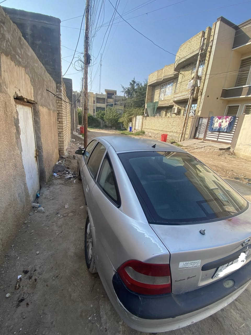 أوبل فگترا رقم بغداد موديل 1998 للبيع گير عادي حجم المحرك 1800 هاند بريك شغال محرك صافي مابي تنقيص وضع السيارة مثل مموضح بل صور داخل نضيف هاچ باك السيارة بأسمي سنوية جديدة رقم انكليزي 
للتواصل / ***********
