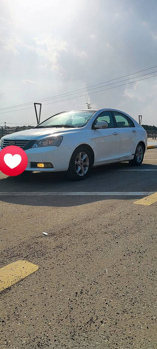 السلام عليكم
امكراند C7 موديل ٢٠١٢ محور مكينه وكير كورلا ٢٠٠٨ نحلة ١٨٠٠ المرغوب 
السيارة رقمها كربلاء باسمي السنويه ٢٠٢٩ 
مشروع وطني تحويل ثاني يوم 
السيارة جاهزة وخير من الله مكينة وكير مكفولات لا تبخير ولا تنقيص 
تخم تاير جديد تبريد شغال السيارة مال جناي وكلش نظيفة 
 كاميرا خلفية وشاشه اندرويد مكان السيارة واسط الكوت 
السعر ٦٠ ورقه وبيها مجال الاتصال علئ الرقم 
***********
