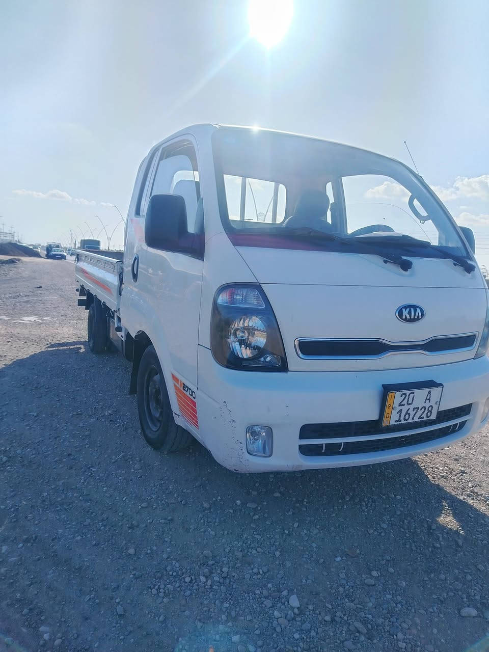 كيه ينكو ١٦ جديد بس بارد بربع تبريد شغال ب ١١٢ وبيها مجال وكتب رقمه
ديالى جديده الشط
اتصال ع ***********
