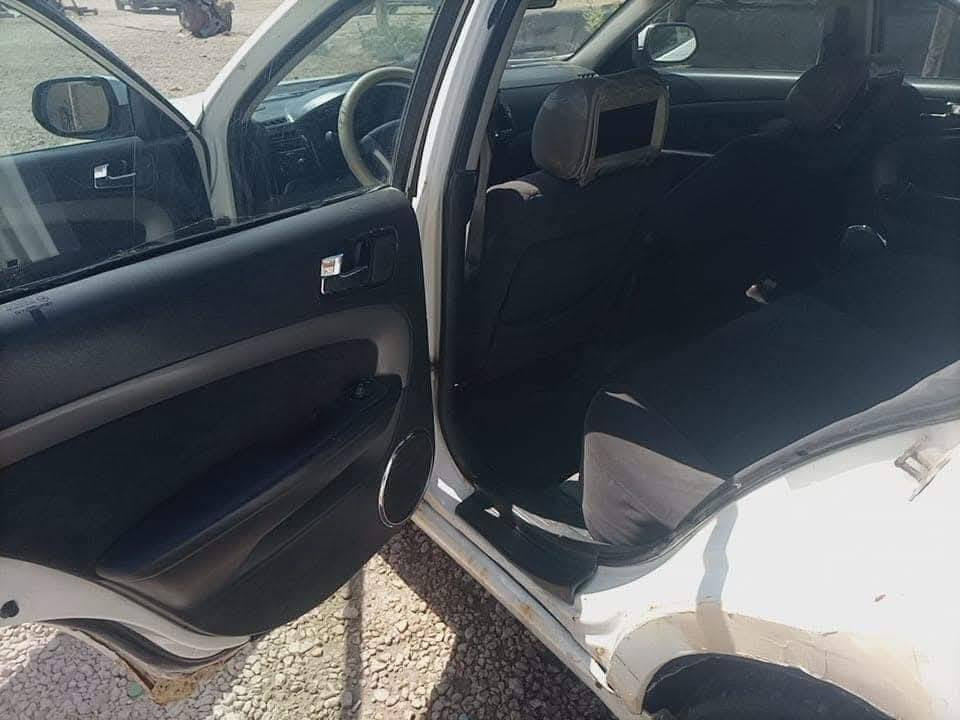 السلام عليكم ابيكا للبيع 2007
جاهزه مكينه وكير وحداديه وتبريد 
السعر ٣٥
الديوانيه غماس 
***********
