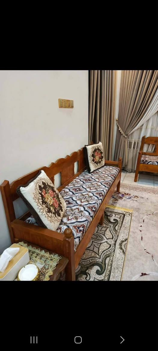 السلام عليكم كرويتات للبيع جدد كارتون سعر الوحده 85 قفل مكاني ناصريه مركز ***********
