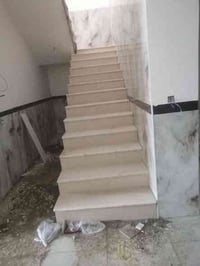 خلفة سيراميك شغل درجه اولئ نشتغل لوح ارضي وجداري وتصفير الارضيه بالماد...