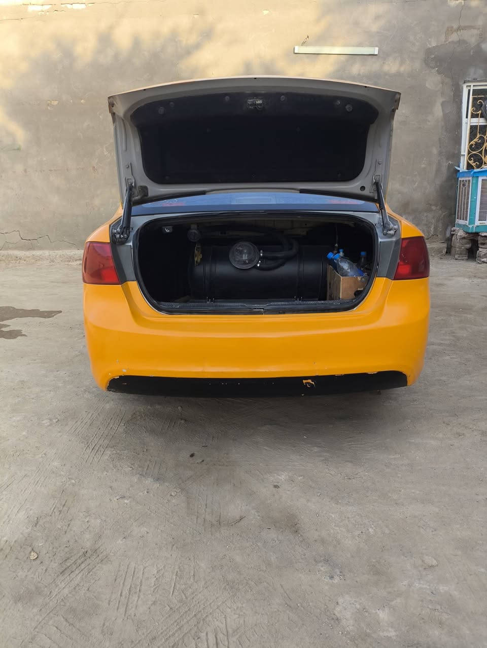 يالله
السلام عليكم   
اوبتيما 2009 /
محرك 2400/غاز بانزين 
السعر 85$وبيه مجال
رقم المالك 
***********
