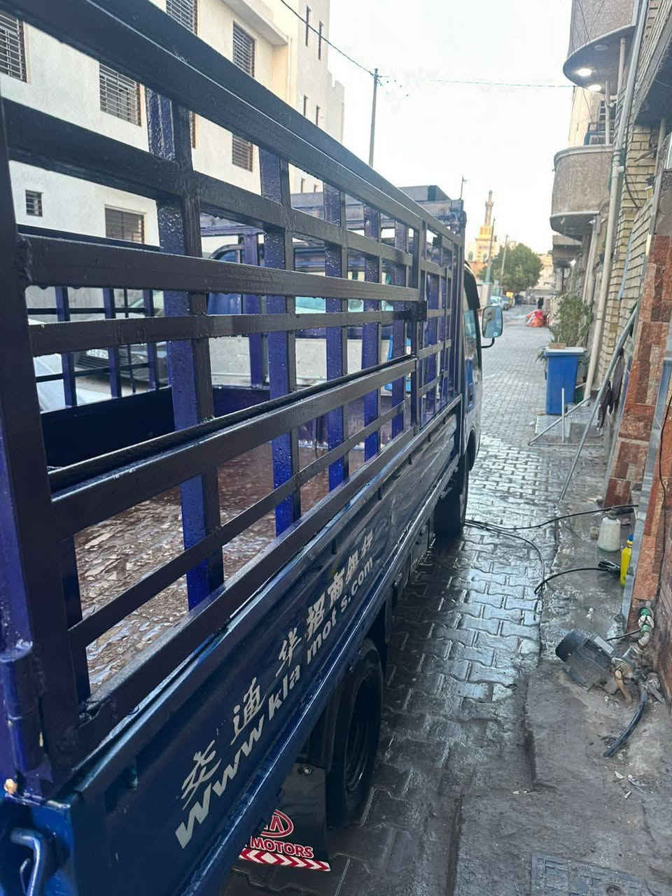 سلام عليكم كيه ام عيوان 2001 البيع سعره 75 بيه مجال *********** بغداد مدينه الصدر
