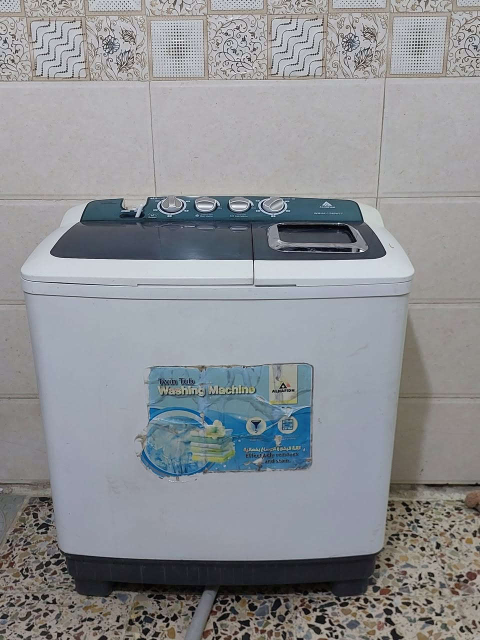غسالة الحافظ ١٢كيلو شغاله بلادي شركه شرط اي عطل مابيه تفحص وتاخذ ***********ب٦٥الف
