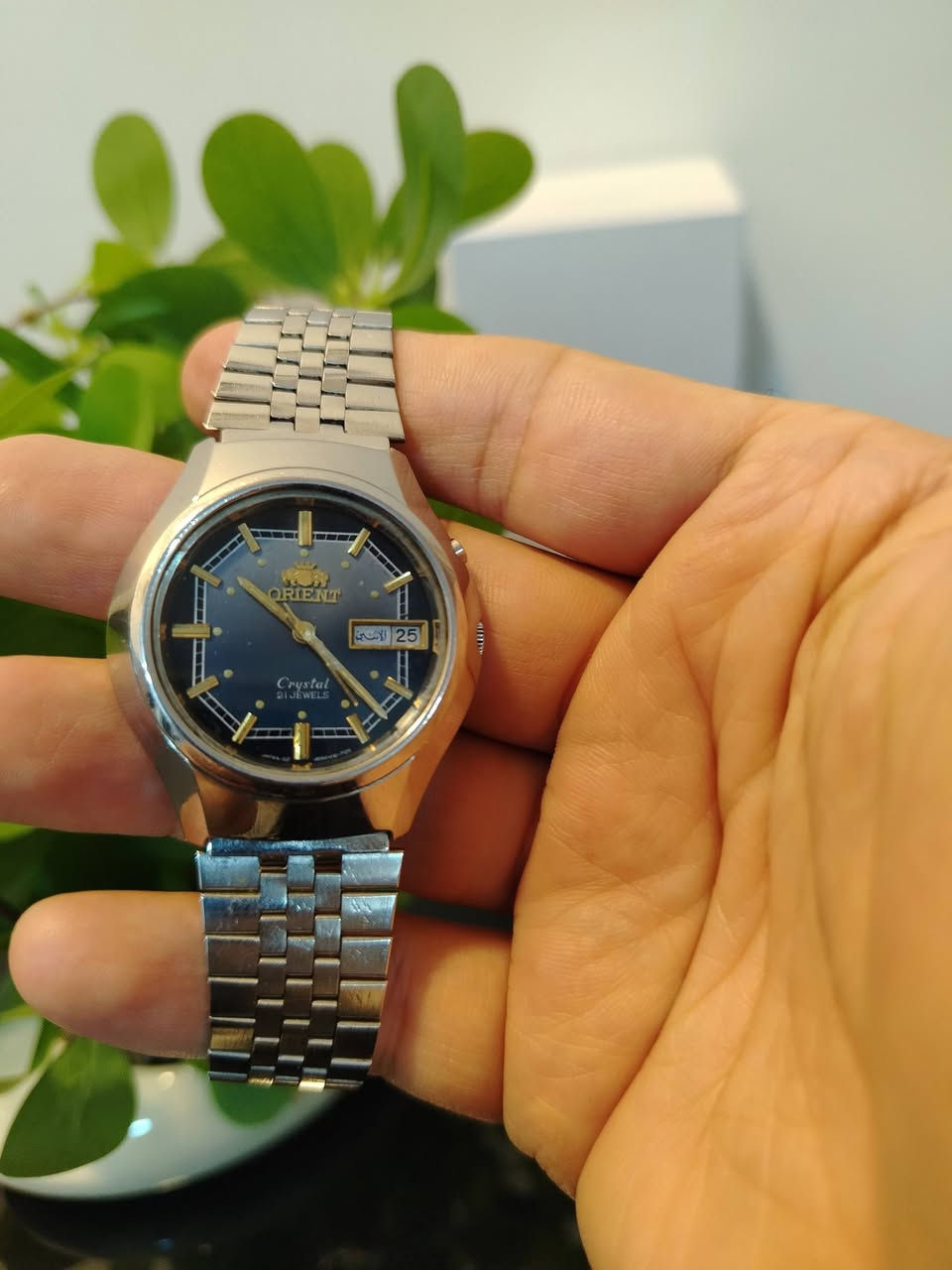 ساعه ياباني ماركه اورينت
انتاج سنه ١٩٧٩
الساعه اوتوماتيك
التاريخ شغال
تحتوي على ٢١ حجر
للتواصل وات ساب ***********
