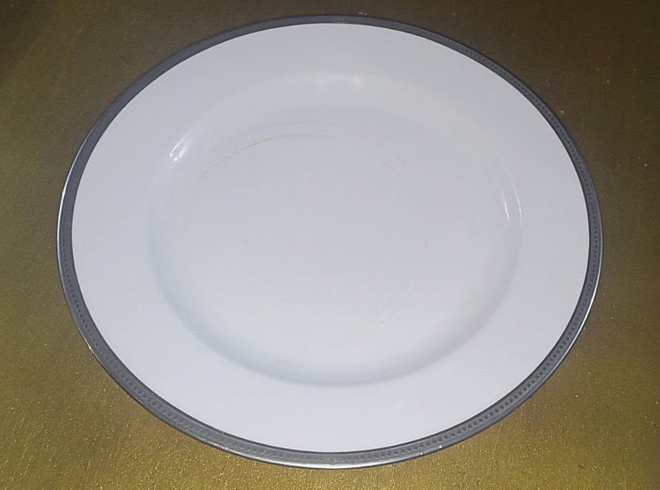 "صحن عشاء بورسلان ليموج فرنسي فاخر 3قطع مرصع بالبلاتين - Bernardaud Limoges Varennes Platine"


**إذا كنت صاحب هذا الإعلان وتريد حذفه لأي سبب، رجاءا أرسل رسالة إلى الدعم الفني**