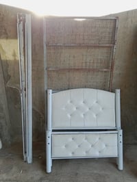 سريرعددثنين امعات النفروحده حديدوحده خشب للبيع 077701486603