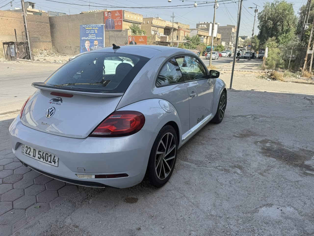 للبيع فولكسواكن بيتل 2018
🚗 الموديل: 2018

⚙️ المكينة: 2.0 توربو

🕹️ القير: أوتوماتيك

🎨 اللون:اسمنتي  دخاني مميز

📍 الحالة: نظيفة نص البنيد و جاملغ

🛠️ الميكانيك: ممتاز، لا مشاكل

📄 الأوراق: كاملة وجاهزة للنقل

السعر: 120 قابل للتفاوض للجادين فقط.
بغداد الغزالية 
( واتس اب او اتصال )
📞 للاستفسار:***********
