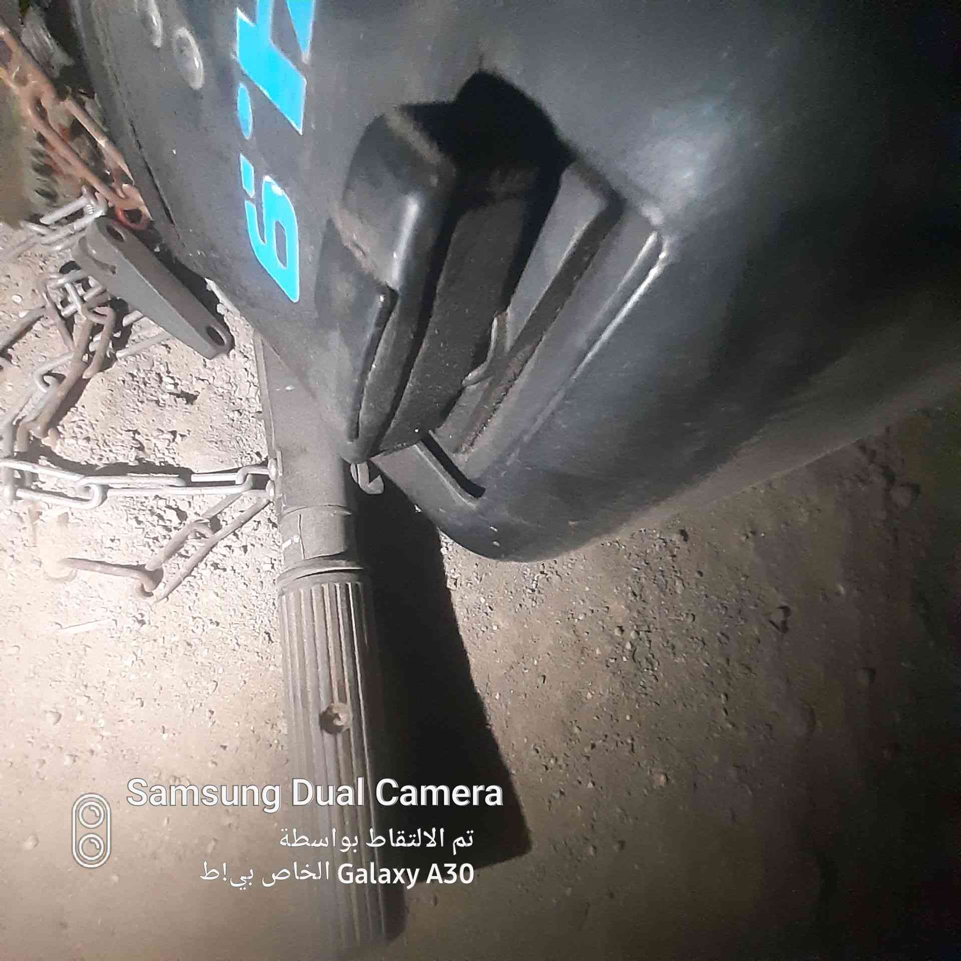 سلام عليكم مكينه ام الخمسه رخيصه بس بيه عطل بس انه مو فارغ عليه اليحب يتواصل ناصريه وهاذه رقمي ***********
