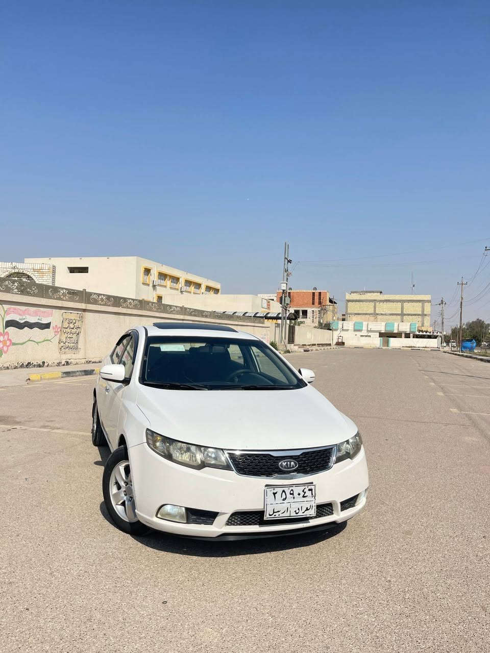 سلام عليكم
سيراتو ٢٠١٢ اربيل

٦ كير

سلايت

بيه صبغ   ٣قطع بدون دواخل

محرك جديد وكير جديد

سعرها ٨٨بيه مجال

***********

***********
