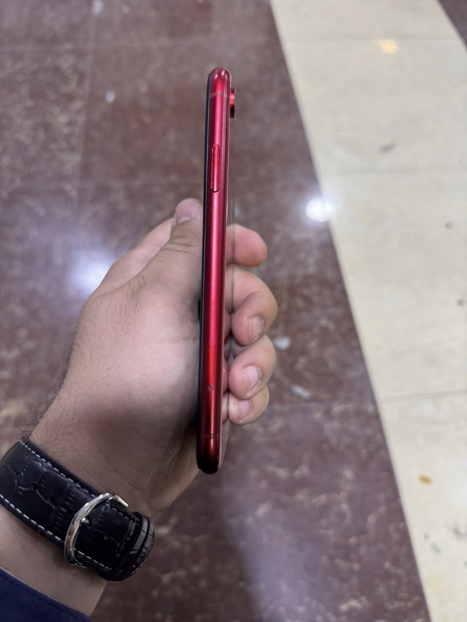 سلام عليكم ايفون xr خطين  ذاكره 128 نضيف فيس ايدي شغال بطاريه 100 مراوس اب انفنكس حسب القناعه


**إذا كنت صاحب هذا الإعلان وتريد حذفه لأي سبب، رجاءا أرسل رسالة إلى الدعم الفني**