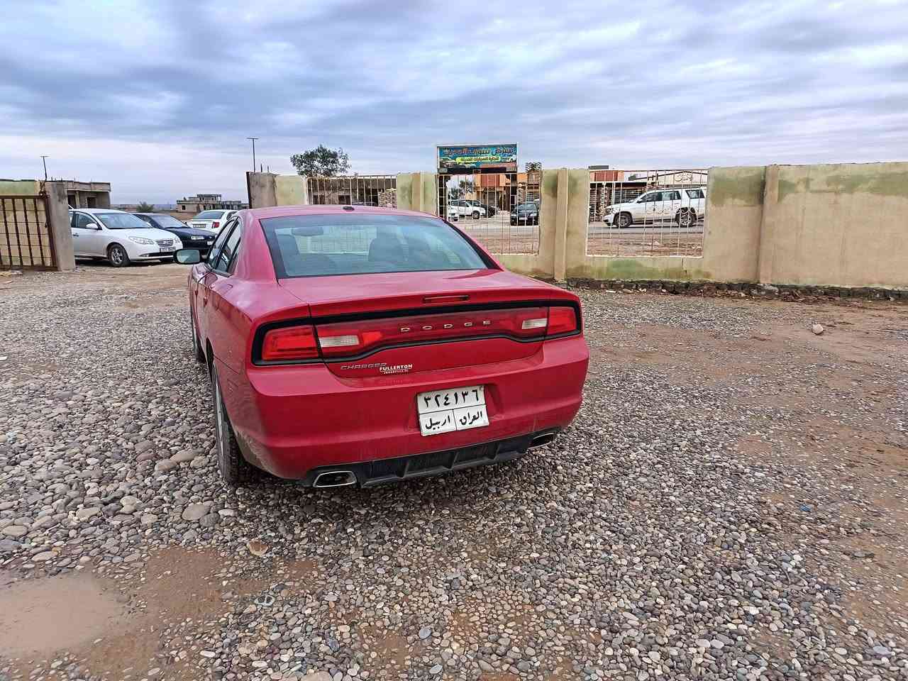 جارجر ادوات موديل 13بدون حادث سياره جديده كلها شرط محرك كير صدر تايرات تبريد تدفئه كهربائيات جاهزة سعره 65ورقة بيها مجال ترهم مراوس بسياره حديث للاستفسار*********** مكان السياره الشرقاط
