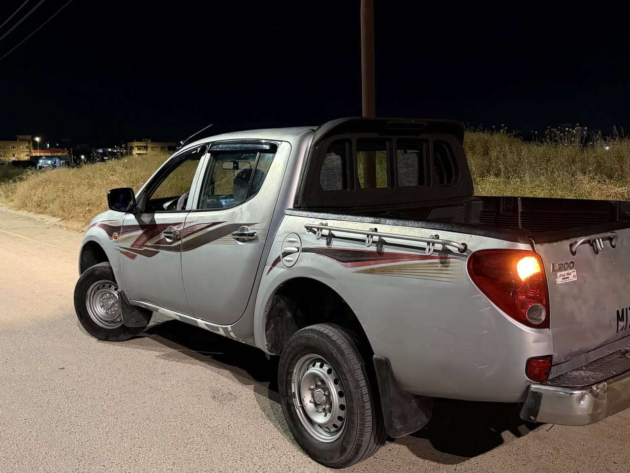 للبيع 🚘🔥 ومراوس

ميتسوبيشي قذافي L200
موديل 2008

🔹 محرك كاز
🔹 دبل إكسل 4×4
🔹 كير مكرك مكفول
🔹 وضع شركة ونظيف
🔹 بدون دعم
🔹 بيها تقحيل
🔹 تحويل ووكالة شرط

السيارة جاهزة للفحص، حالة ممتازة ومناسبة للشغل والاستخدام.

📞 واتساب / فايبر: *********** اكر, نينوى
