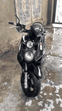 سلام عليكم سكنس جبلي قبل 4 اشهر نازله رمبه دراجه خير من الله بانزين محسن مال جناي ونضيفه مثل ماتشوف مكاني بغداد فلكه حي النصر رقم *********** وبي واتساب
