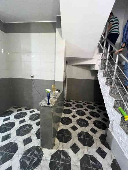 🏛️ بيت للايجار  🏛️

في الخضراء بناء حديث موقع ممتاز 

طابقين يحتوي غرفتين منام صاله 

مطبخ صحيات طارمه

سعر الايجار 650 الف يشمل الماء والكهرباء 

ــــــــــــــــــــــــــــــــــــــــــ

للمعلومات اكثر الاتصال

على الرقم الموضح 

***********

رابط القناة 

https://t.me/vvvohhh
