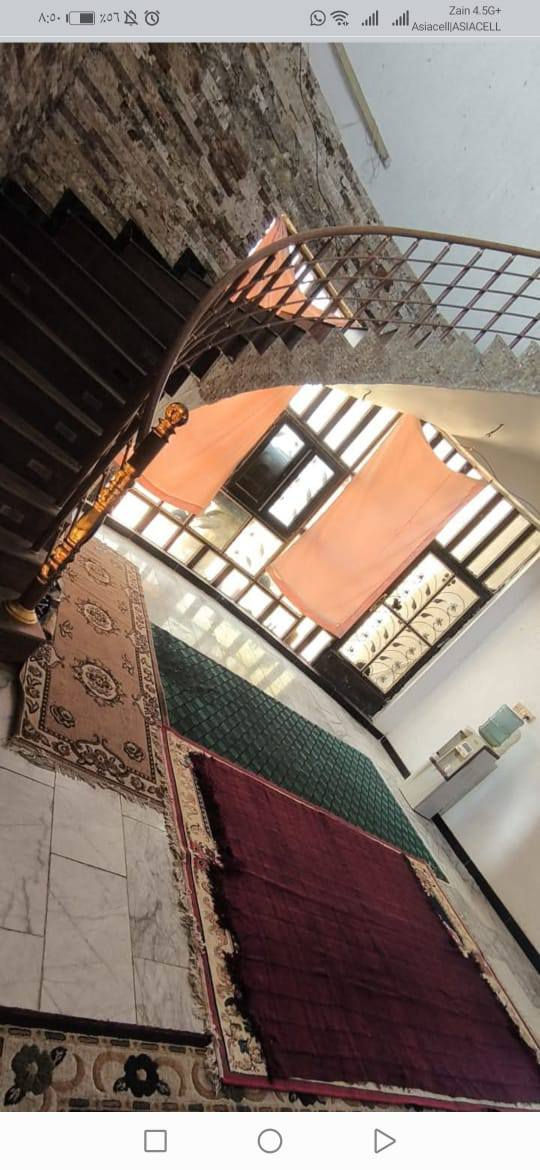 دونم للبيع طابو زراعي عثماني اسود سند 25 بساتين الكوفه قريب على شاليهات ويبعد عن جسر  العيسى كيلو ونص بي بيت مساحة البنيان 250 ثلاث غرف وصاله واستقبال ومطبخ وصحيات داخليه وخارجيه البيت صب والبنيان طابوق المراسله ***********
