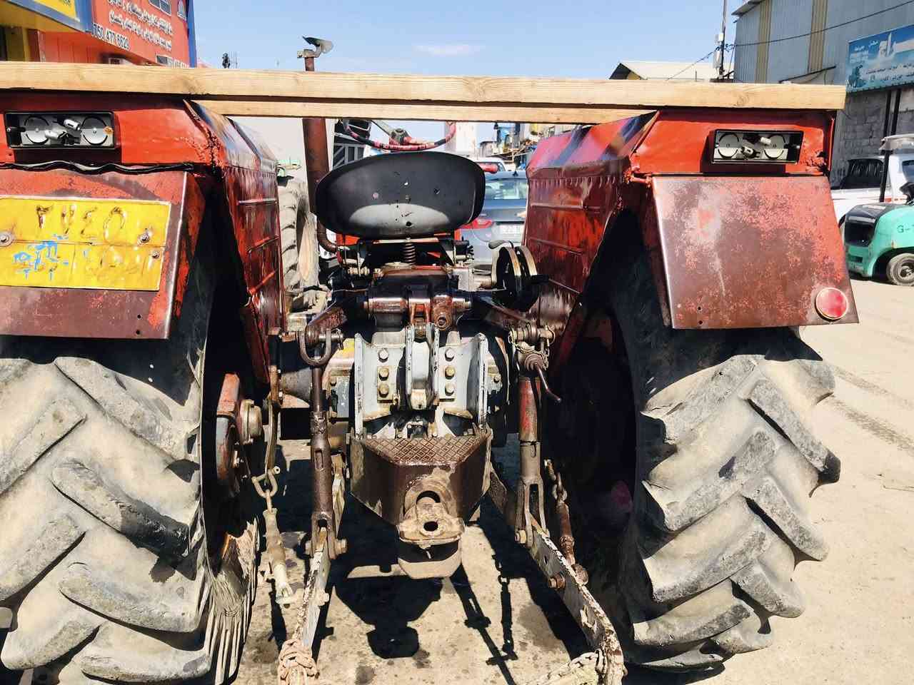 عنتر موديل ٩٠  تركتر مظبوط شغال نكرة سلف
كلة عل وضع شركة عنوان اربيل 
سعر ذزلي رسالة واتساب
***********
***********
