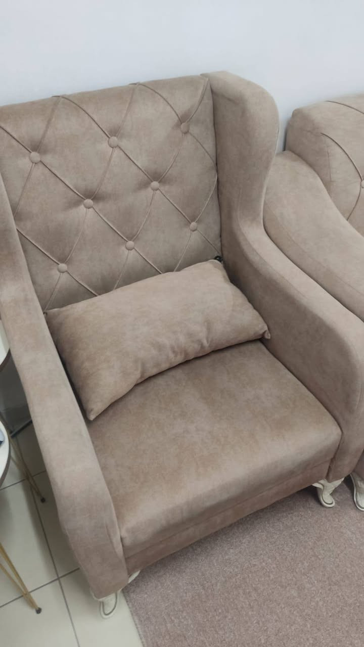 تخم تركي 7مقاعد نظيف كلش اي ضرر مابي وطبلات بعدها جديده وامرايه


**إذا كنت صاحب هذا الإعلان وتريد حذفه لأي سبب، رجاءا أرسل رسالة إلى الدعم الفني**