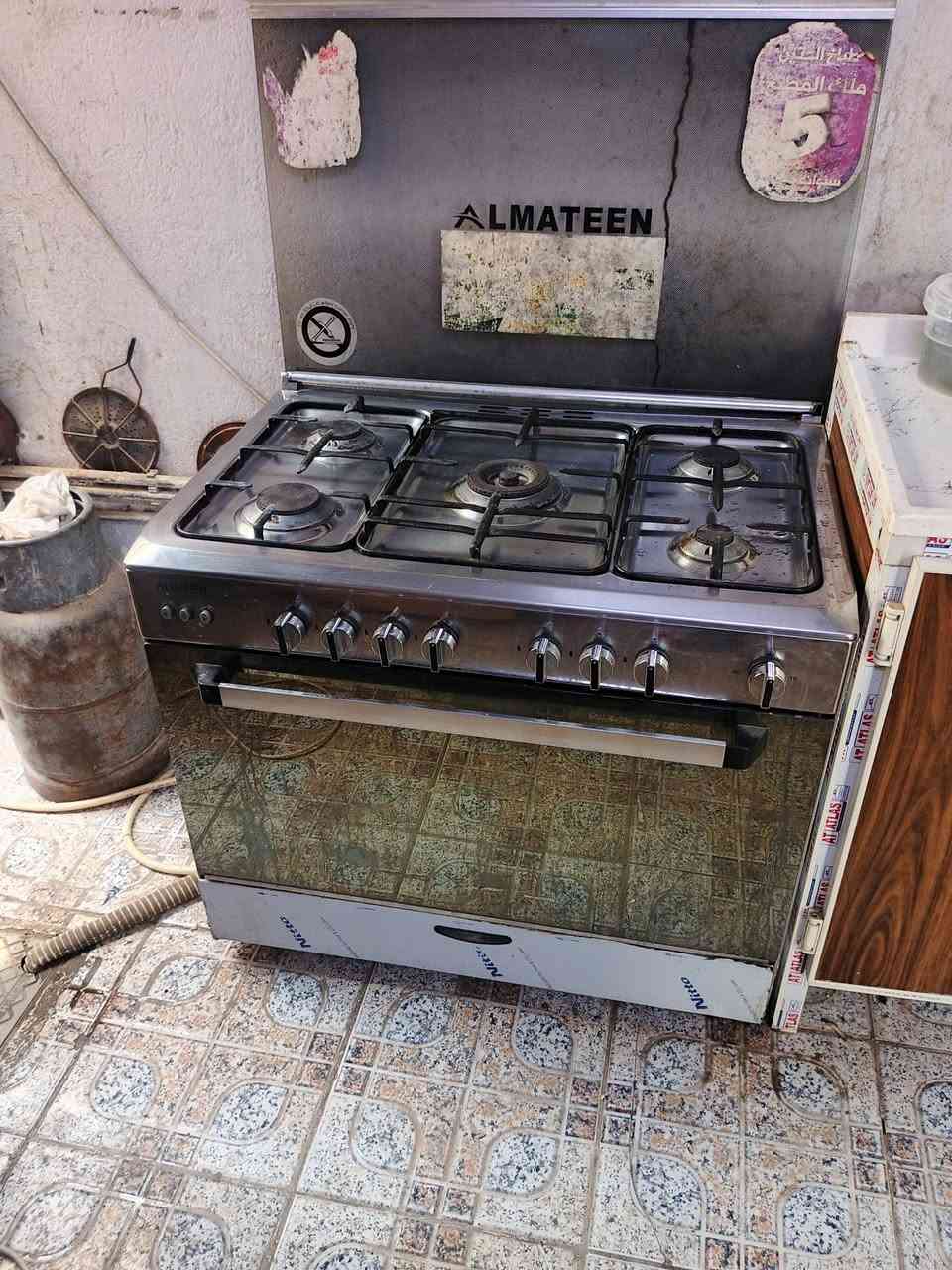 غراض صالون للبيع كلمن وسعره الاتصال على اللارقام الموجوده بي واتساب ***********/***********
