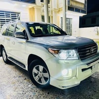 لاندكروز بريم • V6 • ١٣٨٠٠٠ كم