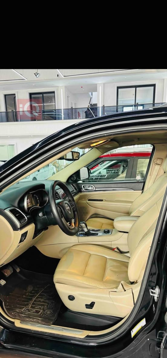 Limited.                                                    2021

62,000 ميل

المحرك, 3.6

6 سلندر

المواصفات

Limited

الحالة

المستخدم

أجزاء المتضررة
 
 ٧پارچە بوياخە به س  به   عام  دەفروشم

٧قطع صبغ موعام صبغ  بس اريد  عام 

الوقود

بنزين

بلد الاستيراد

أمريكية

اللوحة

اربيل، خصوصي

المحرك

3.6

الأسطوانات

6 سلندر

ناقل الحركة

اوتوماتيكيه

عدد المقاعد

5

مادة المقاعد

جلد

اللون
أسود
كشن جلد كشن خزن كشن تدفيه
ستيرن تدفيه
سلايد
اتو بارك 
رادار خلفي شيخان, نينوى


**إذا كنت صاحب هذا الإعلان وتريد حذفه لأي سبب، رجاءا أرسل رسالة إلى الدعم الفني**