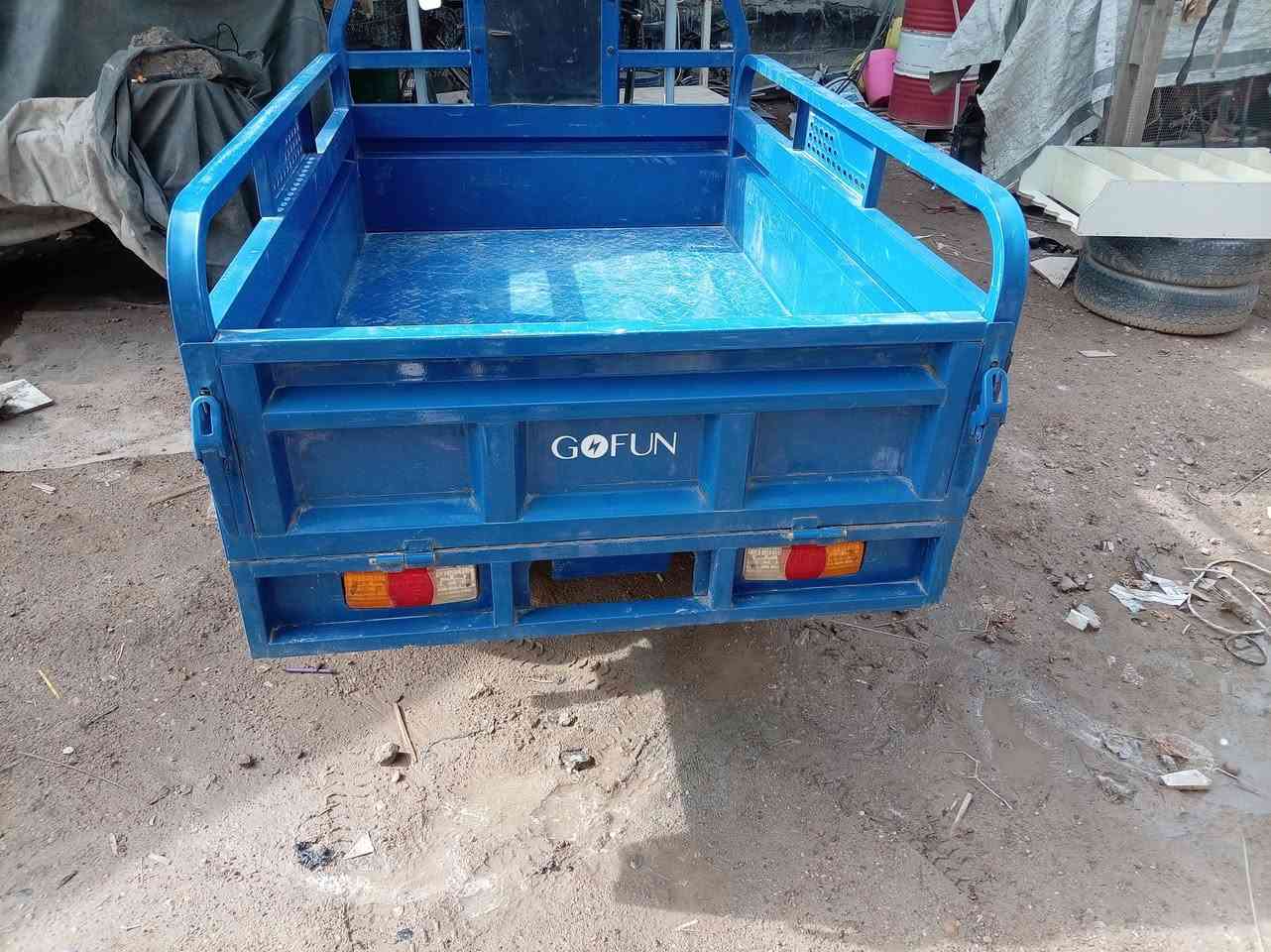 ستوته شحن للبيع موديل 2025 شرط بطاريات صار سبوع من شادهن سعرها 1 مليون وبيها مجال رقم هاتف *********** مكاني بغداد قرب جزيره سياحيه
