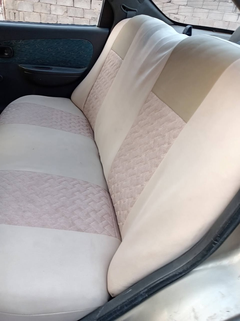 كيه سيفيه موديل 2000 رقم انكليزي جاهزه من كلشي مصبوغه جماليه محرك ١٦٠٠ محرك وكير اتومتيك لا تنقيص جاهزه رقم بغداد بسمي المكان ديوانيه 0782953260 *********** السعر 46 وبيه مجال للطيبن
