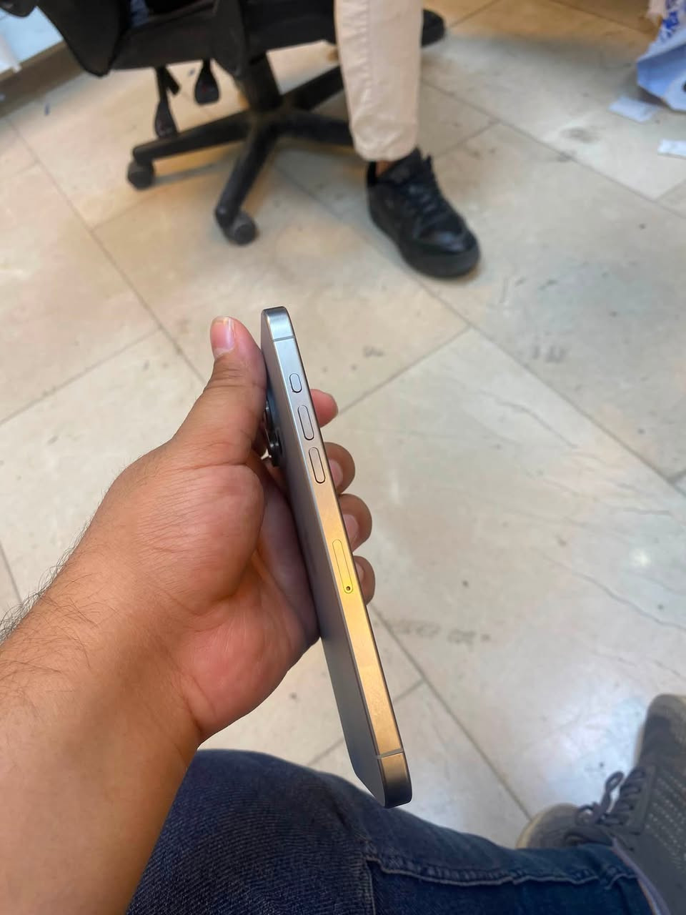 15pro max
ذاكره 256

الجهاز بلادي ممبدل بي شي نضيف 

بطاريه 88

السعر 925 

واتساب *********** 

اتصال ***********

