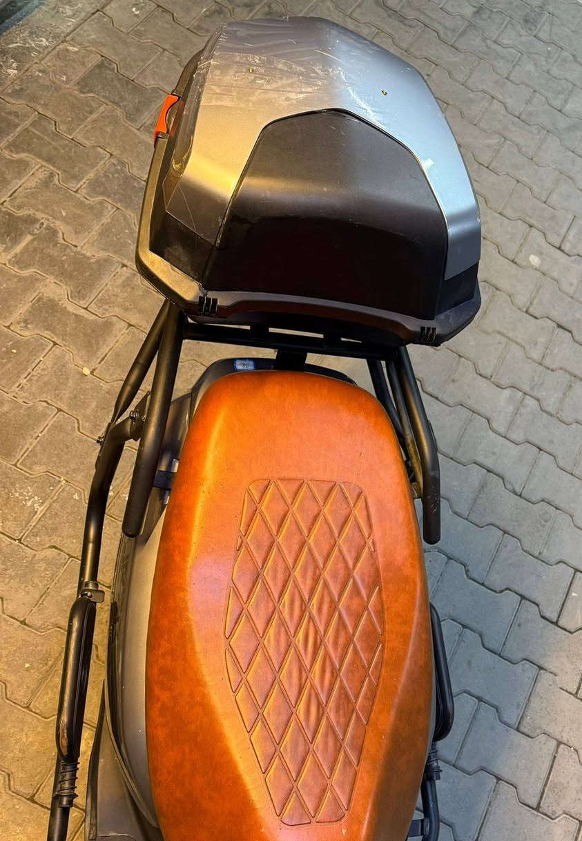 دراجة شحن نظيفة استخدام قليل
 للبيع 750 الف 🌀
 بيها مجال بسيط حك الجية 
📍بغداد المنصور قرب ساحة اللقاء 
***********
