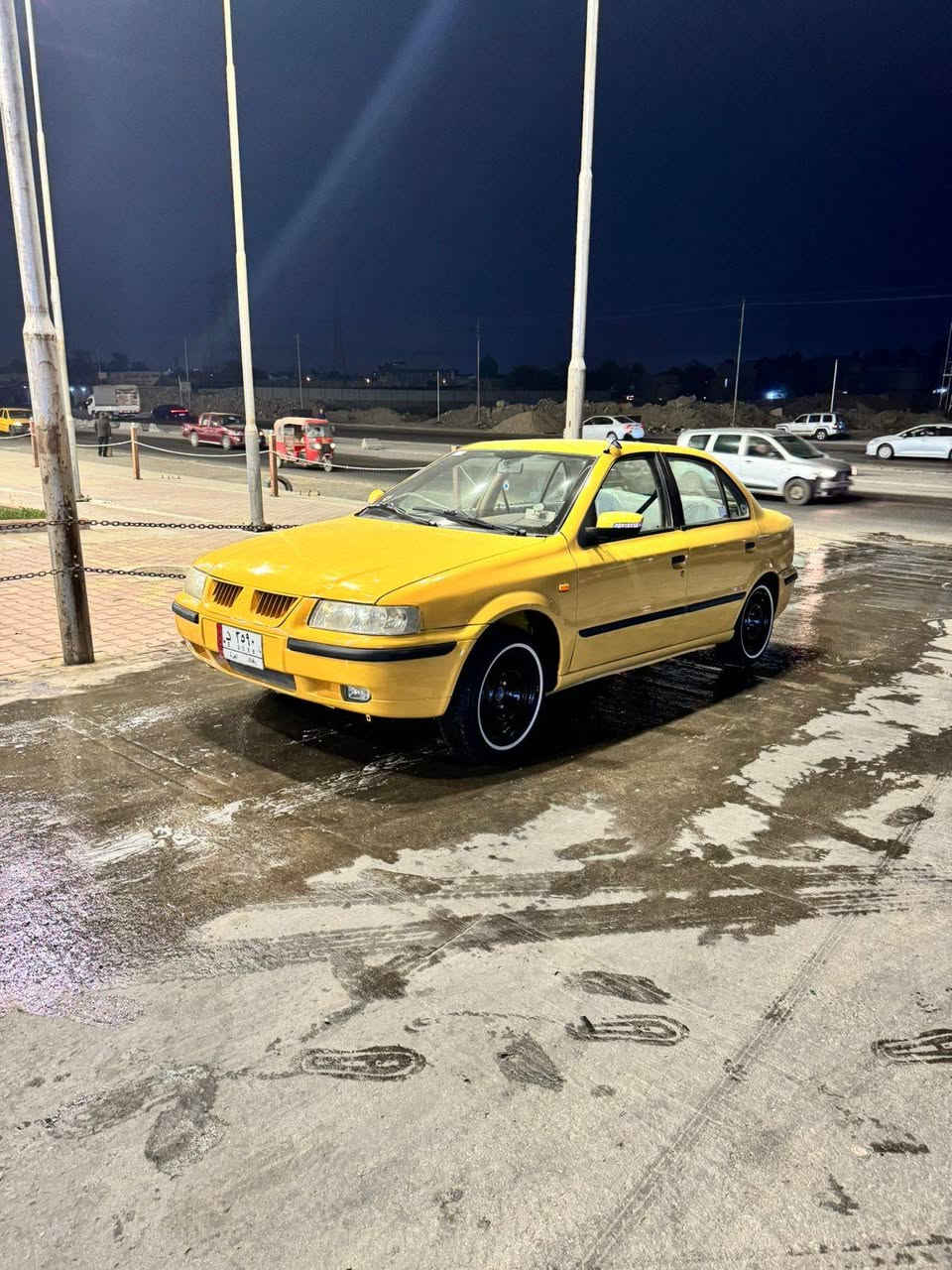 سلام عليكم سمند 11معمر دوس وهلال أو عليه هيئه 450الف اي غرامه عليه صدر خلفي نضيف سياره احله من صوره تخم تاير جديد صارله سبوع باقي تفاصيل خاص وتساب ***********سعر 38وبيه مجال شراي يتصل
