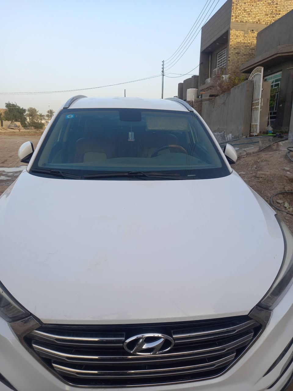 السلام عليكم توسان خليجي ١٧ رقم انكليزي بغداد ماشيه ١٤٨ مكينه ٢٠٠٠ دوش سنويه نافذه لغاية ٢٠٣٠ شركة الكاصد 
سيد بربك رجل كامره خلفية تبريد بالجكمجة تدفئة تبريد شغال
بية رصعه بالبنيدو دعاميات مصبوغه السعر ١٨٥ ورقة 
للاستفسار ***********
