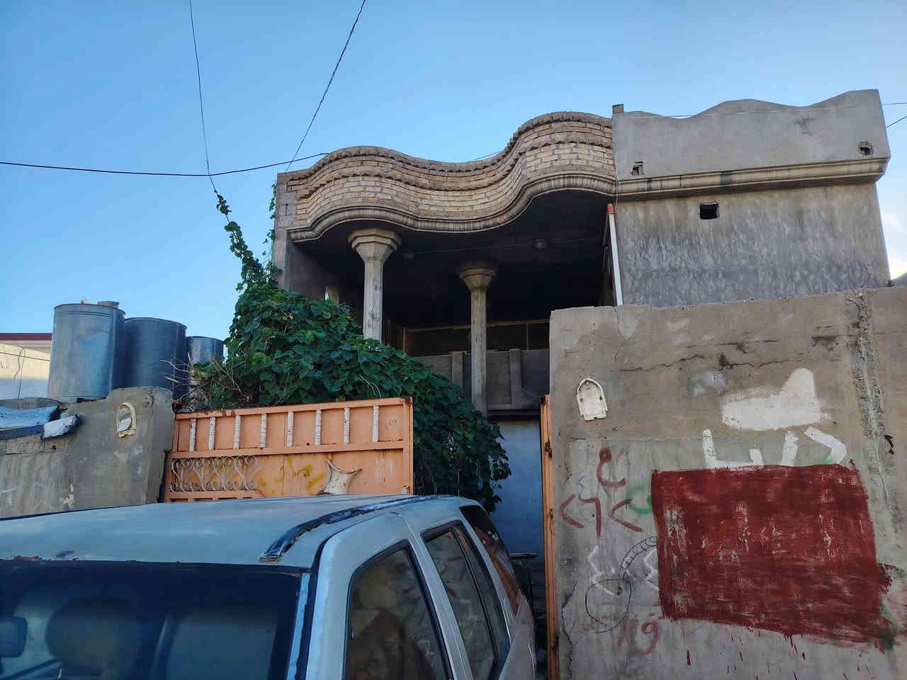 #ماشاء_الله_تبارك_الرحمن
بسم الله الرحمن الرحيم
السلام عليكم ورحمة الله وبركاته
يعلن مكتب علي الصميدعي للاستثمار العقاري
عن توفر دار للبيع المساحة ١٨٢ متر مربع الموقع حي العروبة قرب بيت خماس البناء طابقين
يحتوي الطابق الأول على استقبال ٦ *٤ ومطبخ ٤ *٤ وهول ٤ *٤ وغرفة النوم واحدة ٥* ٤
الطابق الثاني يحتوي ٣ غرف نوم كبار مع صحيات
الدار فارغ حالياً غير مسكون ٠٠٠ للاستفسار عن السعر وباقي التفاصيل الاتصال على الارقام التالية او مراسلة الصفحة :
📞 *********** متوفر واتس اب
📞 *********** متوفر واتس اب
او زيارة مكتب علي الصميدعي للعقار الكائن في ديالى ٠ جلولاء ٠ حي الشهداء ٠ مقابل اتحاد شباب جلولاء ٠ ودائرة التقاعد ٠
