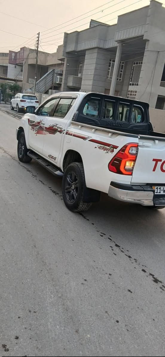 بيكم فور ويل ساز موديل 2022 رقم بغداد الدولي ماشيه 120 الف فول بصمه كشنات  تبريد جكات بنيد شاحن واير ليس مري شفط تخم تاير السونار داخل المنشور السعر 303 المكان بغداد مشتل ***********
