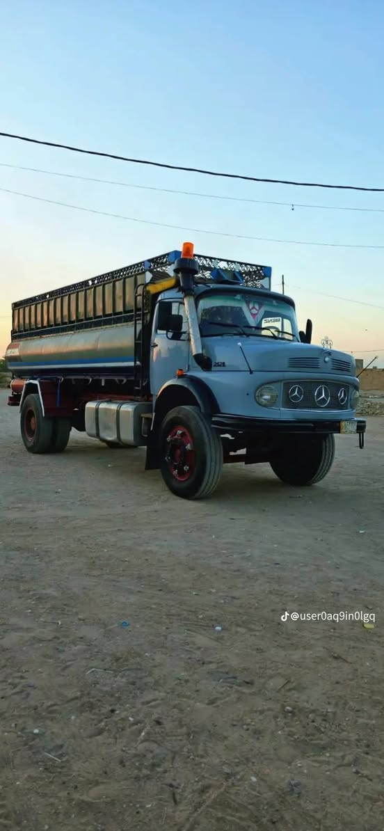 للبيع اقجم مديل  ٨٣ محرك جديدة سوبر تخم تاير رقم  نكليزي مداور ثاني يوم الستفسار على هاذ رقم ***********
