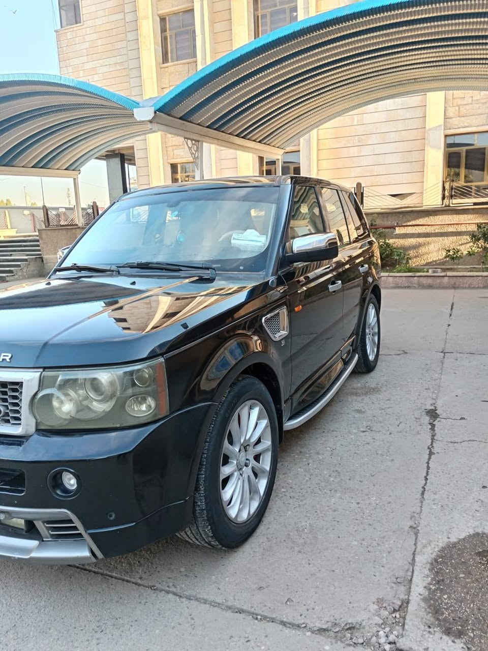 رانج 2005بيهه مكينه وكيري برادو سعر88$ رقم ***********
