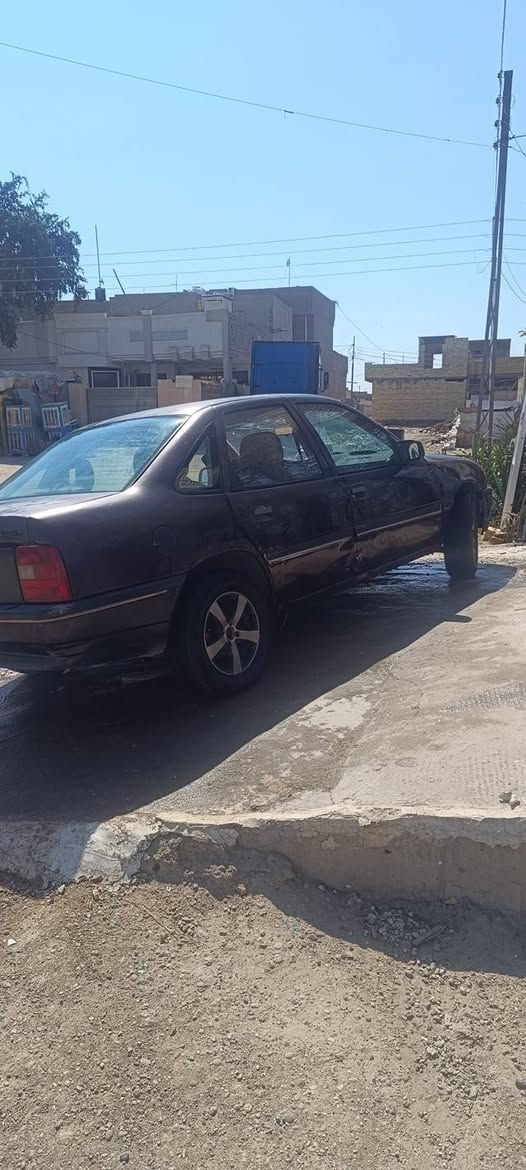 للبيع اوبل فكترة موديل 91  والمحرك بيه تبخير كير عادي والسيارة يرادلها ترتيب السعر 27$
 ***********   ***********
